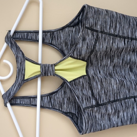 Small MPG Racerback Gray Activewear Tank Top with Built In Bra and Ball … - Picture 4 of 10